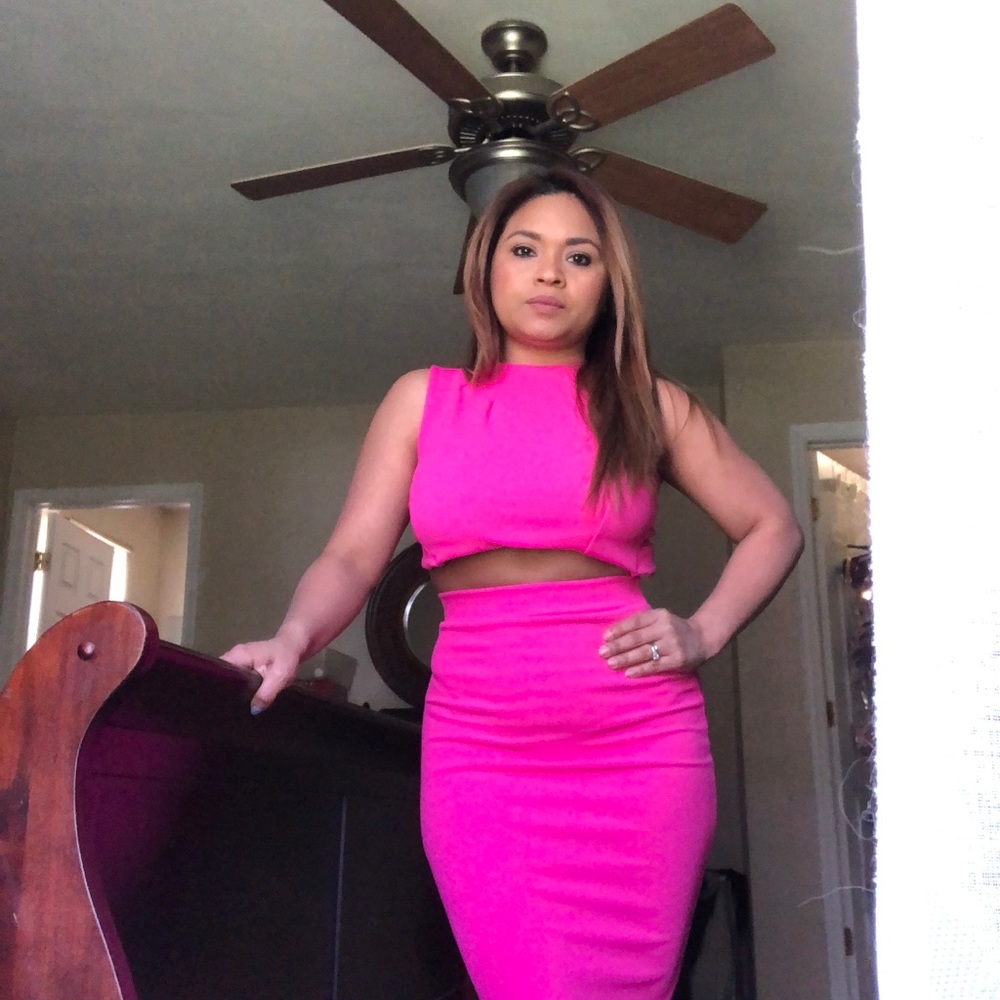 Hot pink 💖🌷 - Picture 4 of 6